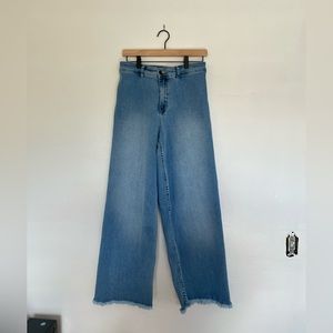 Free Fall Indigo Wide Leg Medium Wash Billabong High Waisted Jeans in Women’s 29